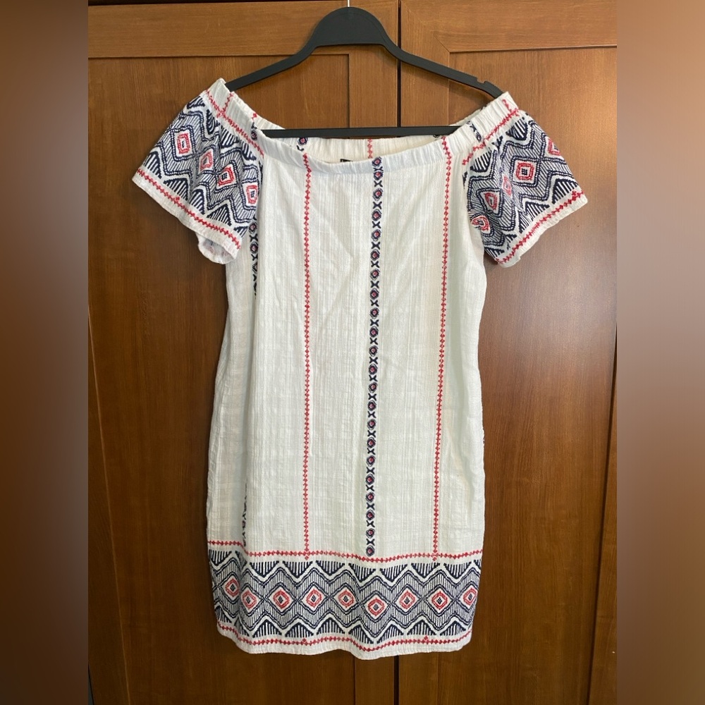 Aqua White Top with Red and Blue Embroidery
